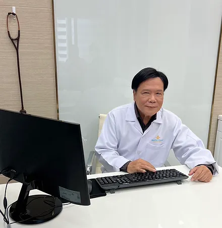 In 2004 - Professor Doctor K founded the Anti-aging and Regenerative Center of Thailand, focusing on treating international patients with acute coronary syndrome (ACS), and Coronary Artery Disease (CAD) and other cardiovascular diseases.